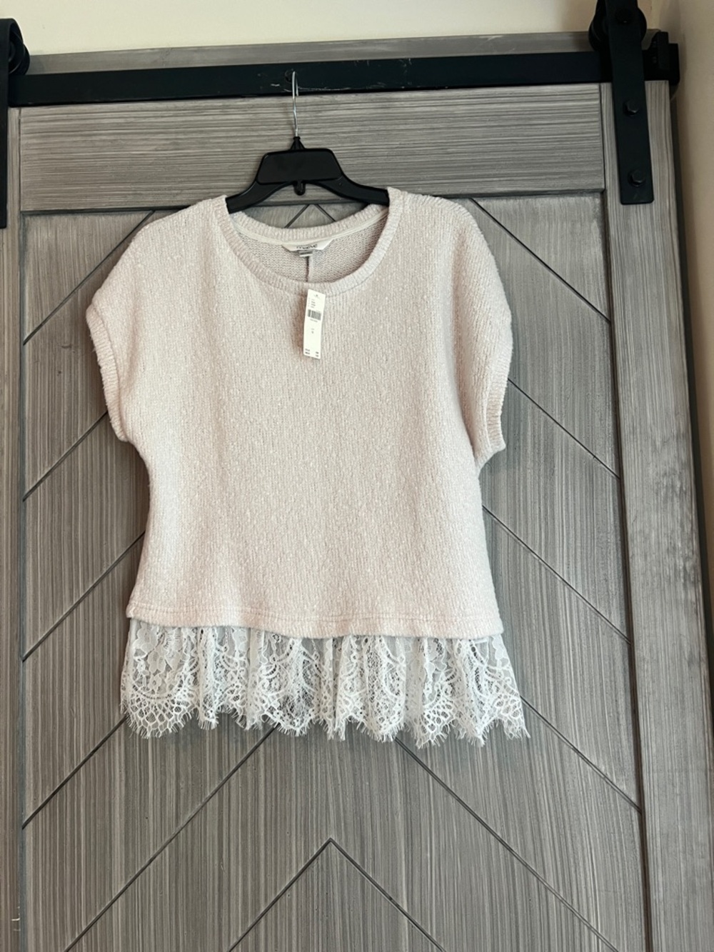 Mauve Cream Short Sleeve Knit Top with Lace Trim